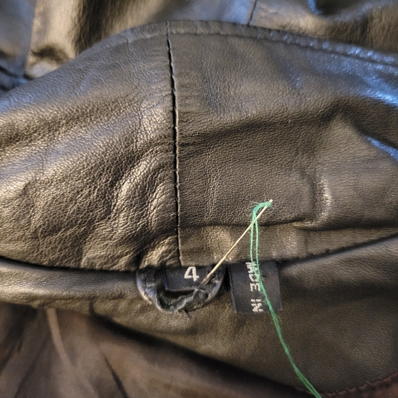 Rare Vintage Avant Garde Korean Made Oversized 100%  Leather Trench Coat Size 4 - Picture 10 of 16